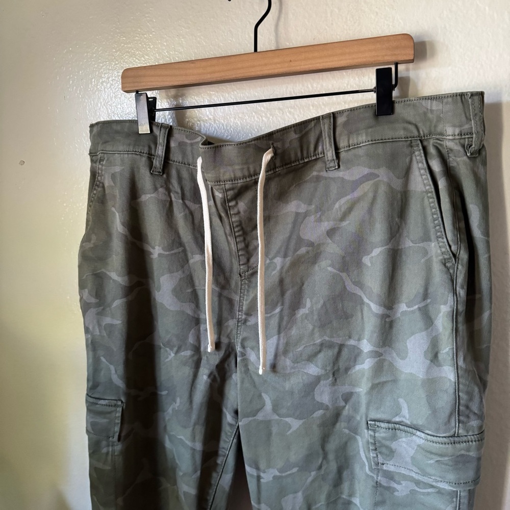 Torrid | Weekend Straight Cargo Pant - Picture 3 of 7